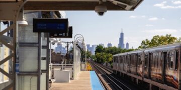 Posle četiri godine čekanja: Otvorene obnovljene CTA stanice Crvene linije u Čikagu