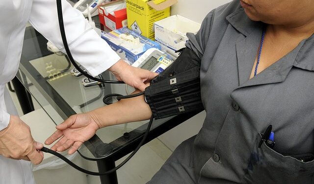 Novi zakon menja pravila osiguranja: Milioni Amerikanaca u riziku od viših troškova i gubitka subvencija