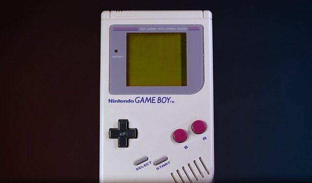 LEGO i Nintendo vratili vreme unazad: Legendarni Game Boy ponovo među nama