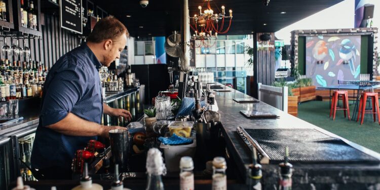 Najlepše terase i rooftop barovi u Čikagu za letnje večeri