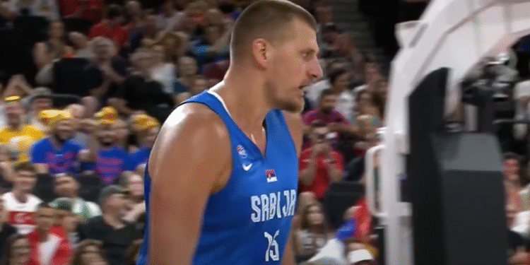 Srbija pregazila Češku – Bogdan pogađao nemilosrdno, Jokić oduševio magijom! U finalu čeka Nemačka (VIDEO)