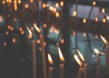 Hiljade sveća i nezaboravna muzika: Evo gde u Čikagu možete doživeti magične Candlelight koncerte