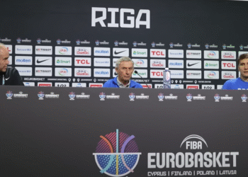 Pešić: Nismo najbolji na svetu, ali hoćemo da obradujemo narod