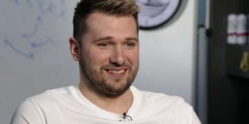 Luka Dončić kupio vilu Marije Šarapove za $25 miliona