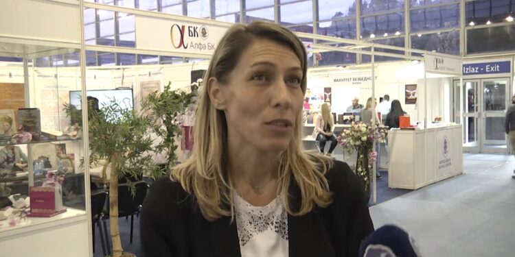 Bila je pevačica grupe „Moby Dick“, a onda se povukla iz medija: Aleksandra Perović danas je dekan na fakultetu