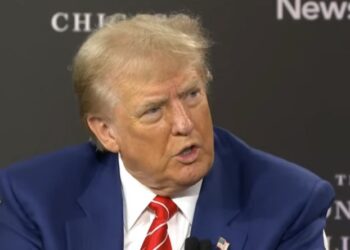 Trump nagoveštava ukidanje dozvola TV mrežama koje negativno izveštavaju o njemu