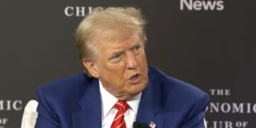 Trump nagoveštava ukidanje dozvola TV mrežama koje negativno izveštavaju o njemu