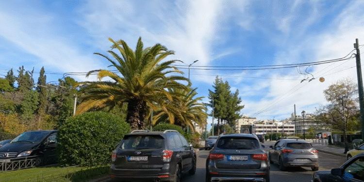 Grčka uvodi najstrože saobraćajne kazne u Evropi – turisti podjednako na udaru