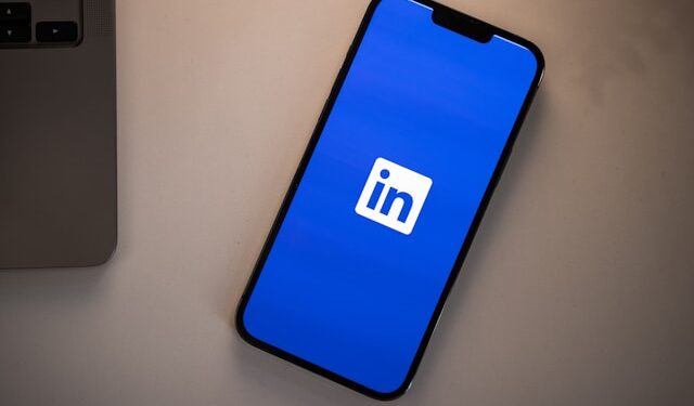 LinkedIn od novembra koristi vaše podatke za treniranje veštačke inteligencije – evo šta morate da znate