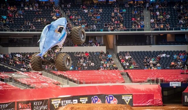 Monster Jam donosi adrenalin i najveće kamione u Allstate Arenu