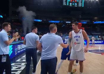 Košarkaši Srbije izgubili od Finske u osmini finala Evropskog prvenstva (VIDEO)