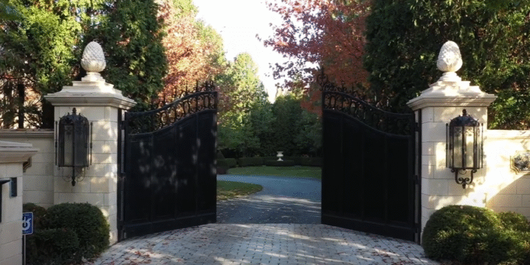 Rekordna prodaja u Čikagu: Vila na jezeru Michigan prodata za neverovatnih $31,3 miliona