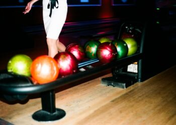 Popularni lanac Pinstripes proglasio bankrot, zatvoren centar u Streeterville-u