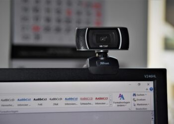 Windows 11 uvodi AI opcije koje će promeniti način korišćenja veb kamera – evo šta donose