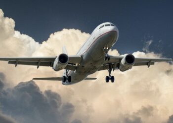 Hoće li skočiti cene avio karata: Kompanije zbog američkih sankcija prekidaju saradnju sa NIS-om