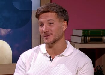 Sašu Kovačevića vratili sa aerodroma: Pevač otkrio zbog čega je izbio problem