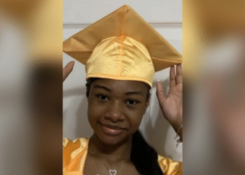 Nestala devojčica iz Čikaga: Policija traga za 15-godišnjom Mya-om Youngbey