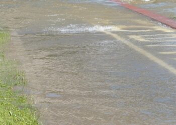 Trump odbio pomoć Ilinoisu nakon razornih poplava – Pritzker uzvraća žalbom