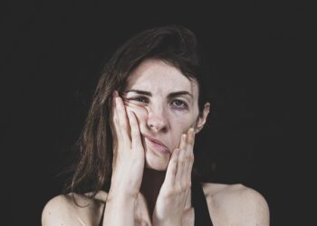 Stalno ste nervozni i umorni? Stručnjaci upozoravaju – ovo su jasni znaci da vam nedostaje magnezijum