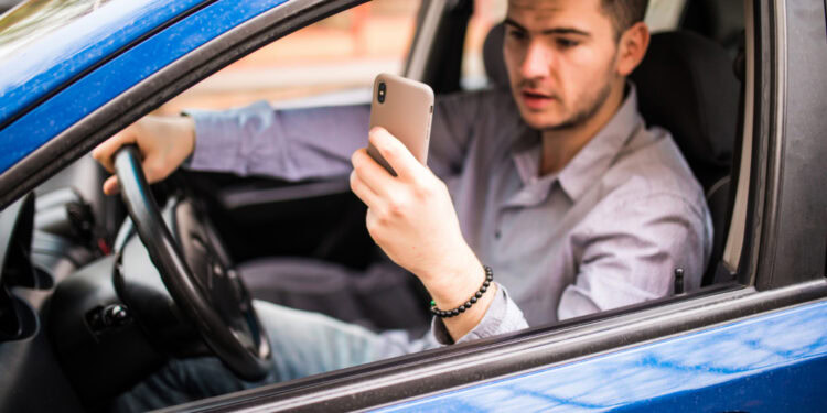 Digitalne vozačke dozvole stižu u Illinois: Evo kako da ih dodate na telefon i gde mogu da se koriste