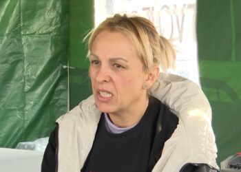 Dajemo podršku Dijani Hrki, majci koja traži istinu, pravdu i odgovornost za smrt svog deteta, poručile su porodice ubijene dece u Ribnikaru.