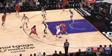 Bogdanović dvocifren u porazu Klipersa od Finiksa