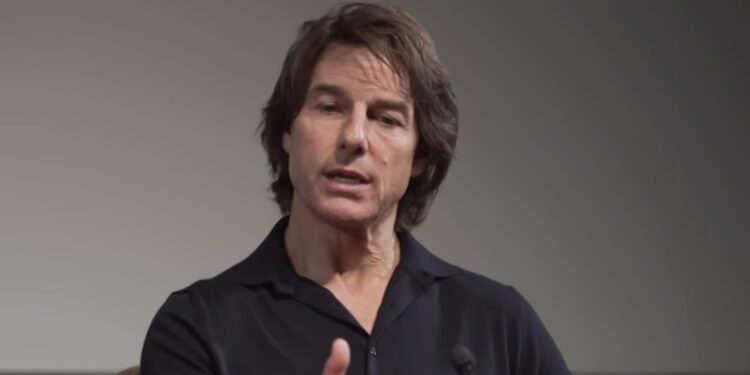 Tom Cruise-u uručen počasni Oskar na svečanoj dodeli nagrade Governors