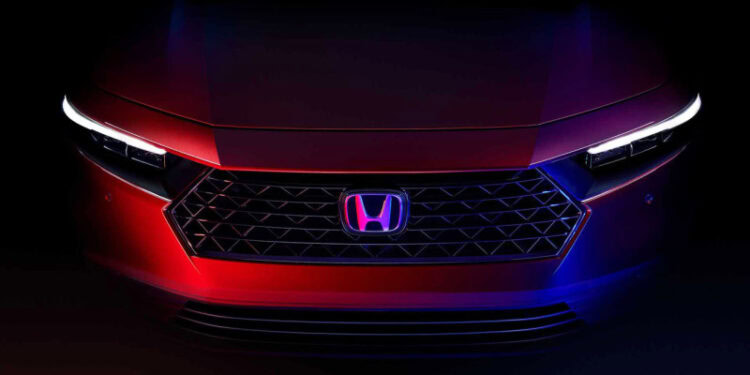 “Honda” hitno povukla 256.600 vozila zbog opasne softverske greške