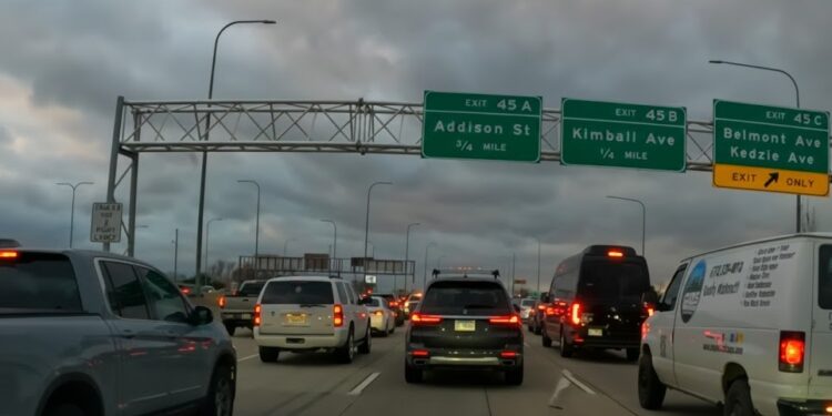 Rekordne gužve za Thanksgiving: Više od 4 miliona ljudi iz Ilinoisa kreće na put