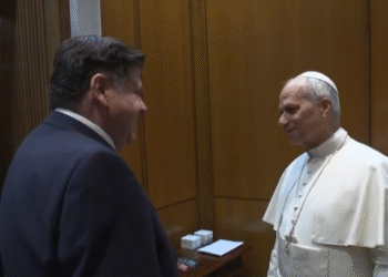 Guverner Pritzker u Vatikanu: Susret sa papom izazvao veliku pažnju
