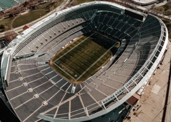 Spektakl na Soldier Field-u: Chicago Bears dočekuju New York Giants u napetom NFL okršaju