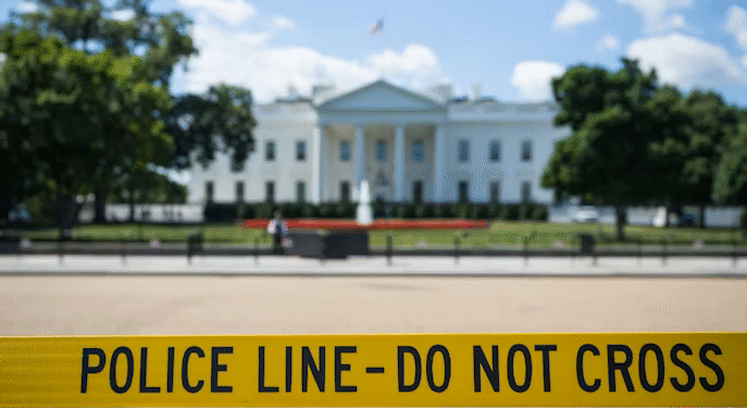 Pucnjava ispred Bele kuće: Ranjeni vojnici, haos i potraga za motivom napadača