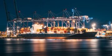 Kina i SAD popuštaju tenzije: Ukinute lučke takse za američke brodove