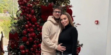 Joca Stefanović čeka dete sa pet godina starijom koleginicom