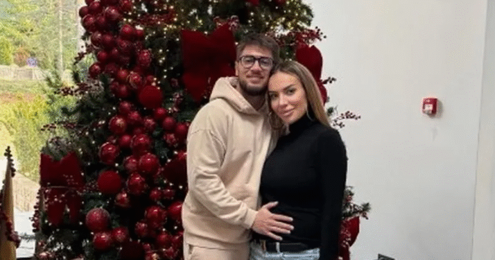 Joca Stefanović čeka dete sa pet godina starijom koleginicom