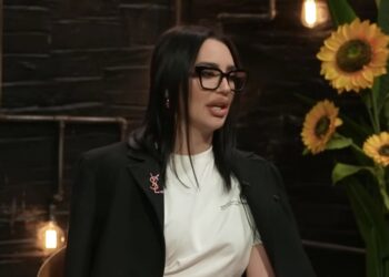 Desingerica tvrdi da ne zna ko je Katarina Grujić, a ona mu oštro odgovorila