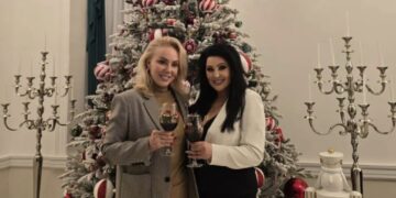 Lepa Brena iznenadila Draganu Mirković: Posetila je u dvorcu u Austriji