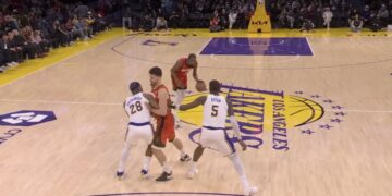 Dončić i Džejms promašivali, Roketsi došli u Los Anđeles bez božićnog poklona