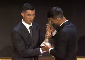 Đoković dobio specijalnu nagradu u Dubaiju, uručio mu je Kristijano Ronaldo