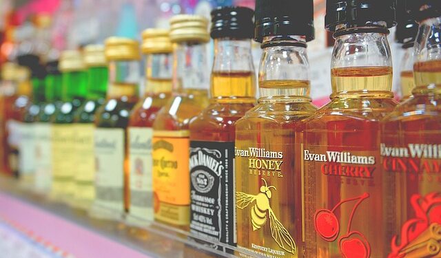 Predloženi porez na alkohol u Čikagu izaziva ogorčenje: Lokalne prodavnice strahuju od gubitka kupaca