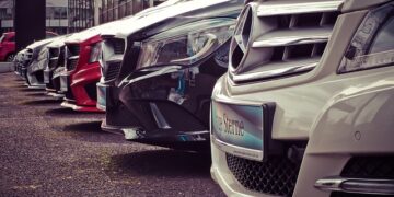 Mercedes menja pravila igre: Popravka farova više neće koštati bogatstvo