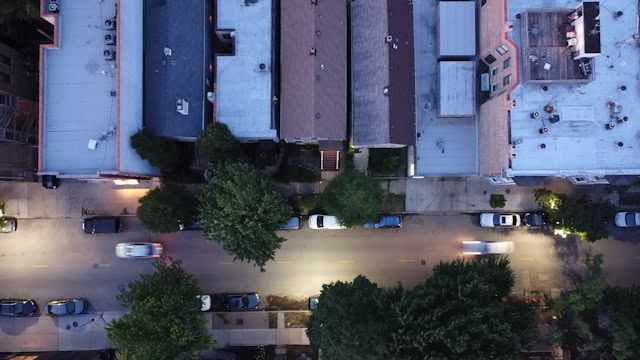 Poreski šok u Čikagu: Vlasnici kuća na ivici prodaje, porezi skočili do rekordnih 31%