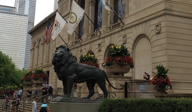 Klasična muzika pod svećama u srcu Čikaga: Candlelight koncerti u Art Institute of Chicago