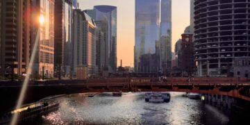 Zašto su četiri ključna mosta u Čikagu zatvorena istovremeno i ko je kriv za kolaps saobraćaja