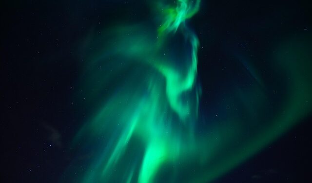 Snažna solarna oluja mogla bi osvetliti nebo iznad Čikaga: Da li se očekuje polarna svetlost?