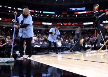 Nezapamćeni presedan u NBA ligi: Zbog vlage meč Čikaga i Majamija nije odigran