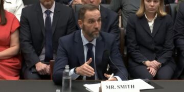 Bivši tužilac Smith: Trump nezakonito pokušao da poništi rezultate izbora 2020.