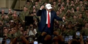 Trump u prvoj godini drugog mandata zaradio $1,4 milijarde