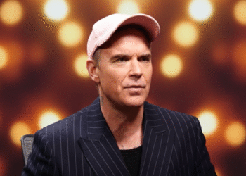 Šokantna ispovest Robbie Williams-a: „Opijao sam se dok ne bih izgubio svest“