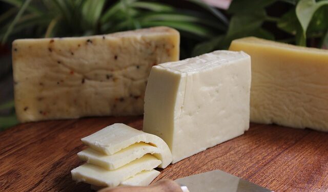 Popularni italijanski sir povučen iz prodaje zbog opasne bakterije – Proverite da li ga imate kod kuće
